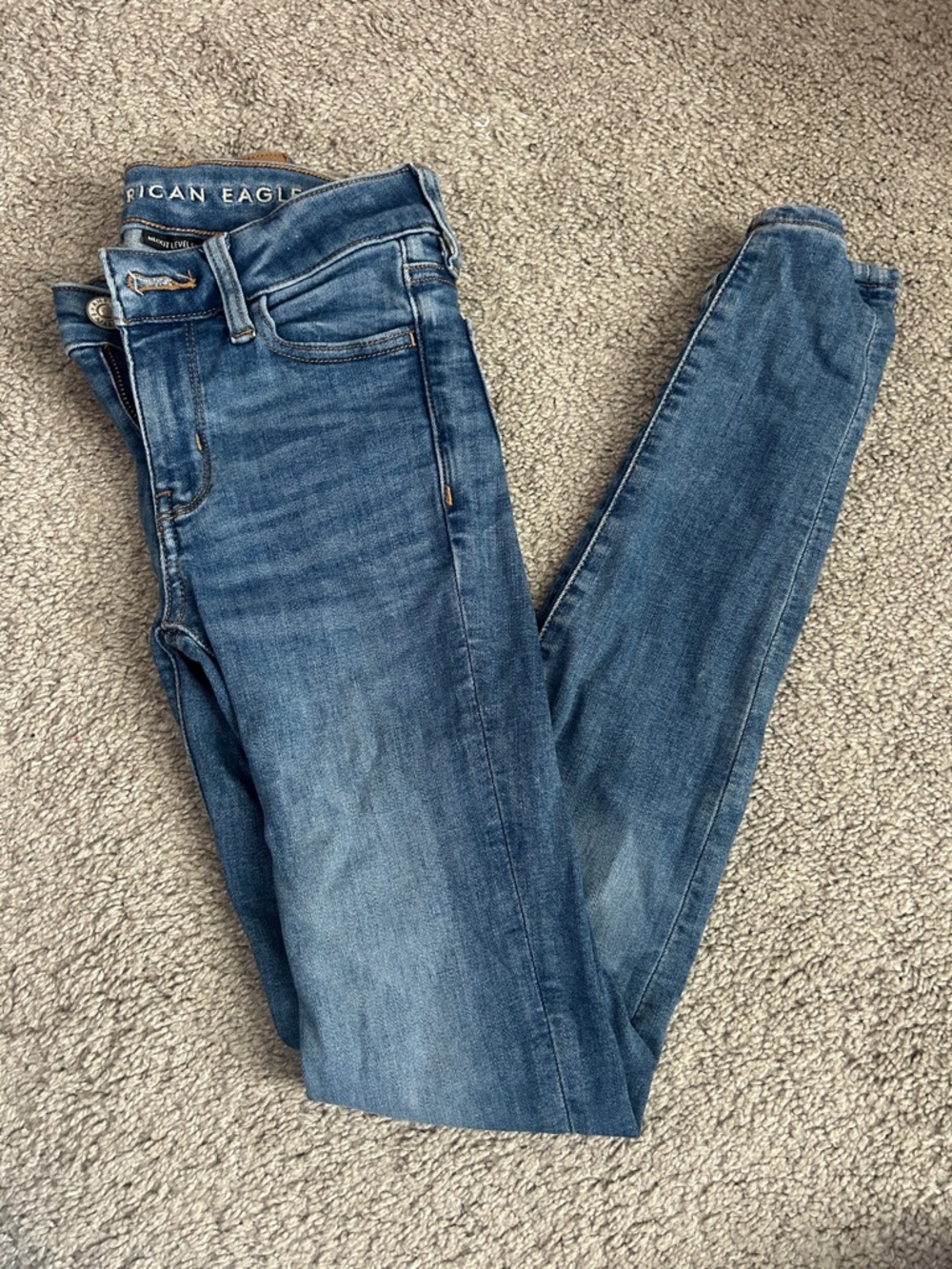 American Eagle Outfitters Women’s Slim Skinny Jeans - Medium Blue Wash